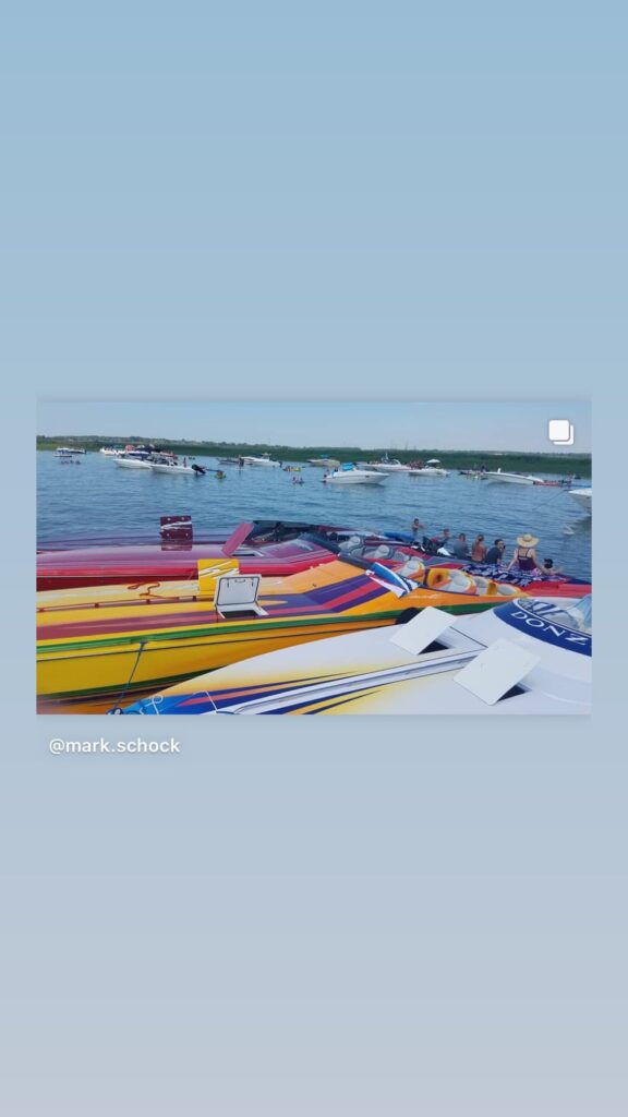 https://www.instagram.com/stories/highlights/18150141487063052/