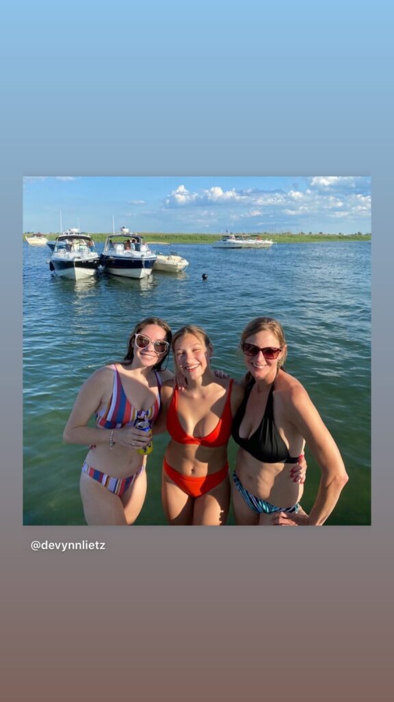 https://www.instagram.com/stories/highlights/18059870098243277/
