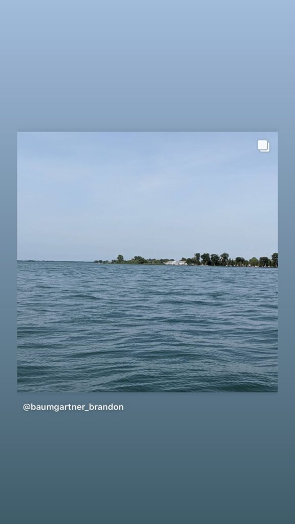 https://www.instagram.com/stories/highlights/18153279043050034/