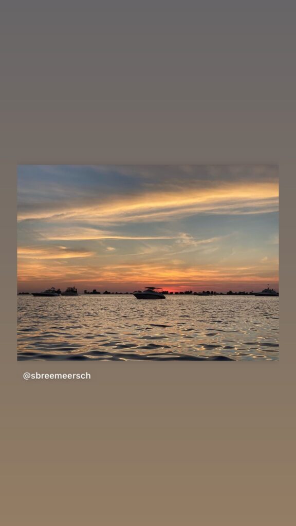 https://www.instagram.com/stories/highlights/18153279043050034/