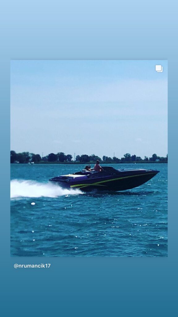 https://www.instagram.com/stories/highlights/17861040980009820/