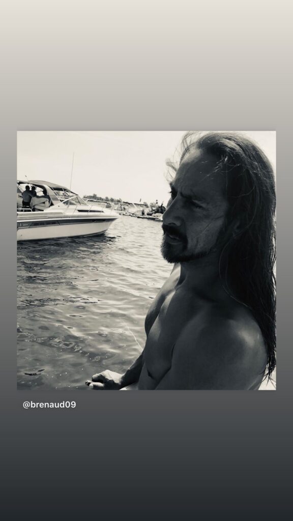 https://www.instagram.com/stories/highlights/18059870098243277/