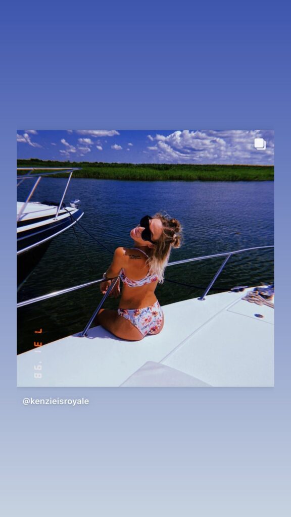 https://www.instagram.com/stories/highlights/18059870098243277/