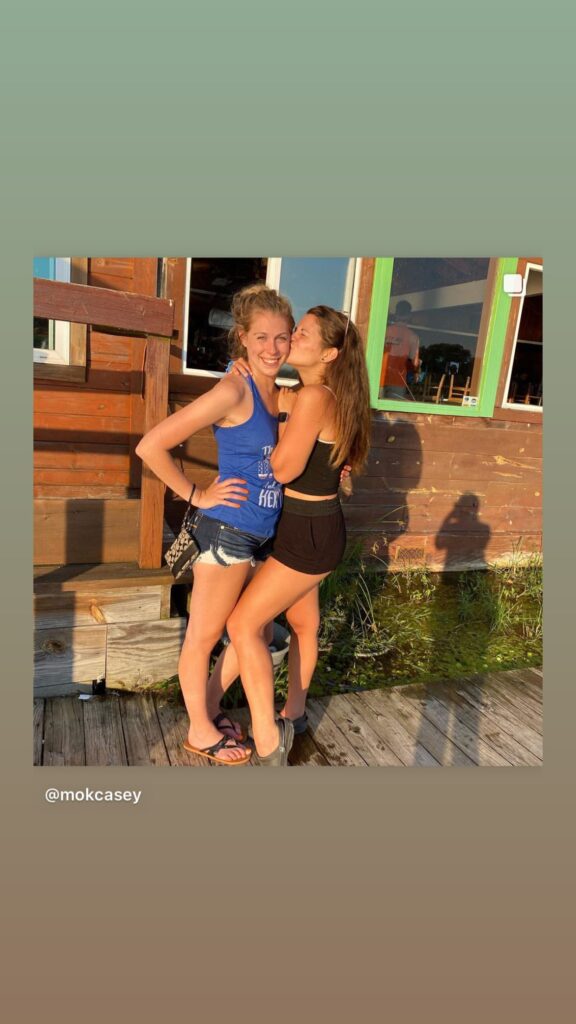 https://www.instagram.com/stories/highlights/17878996081737920/