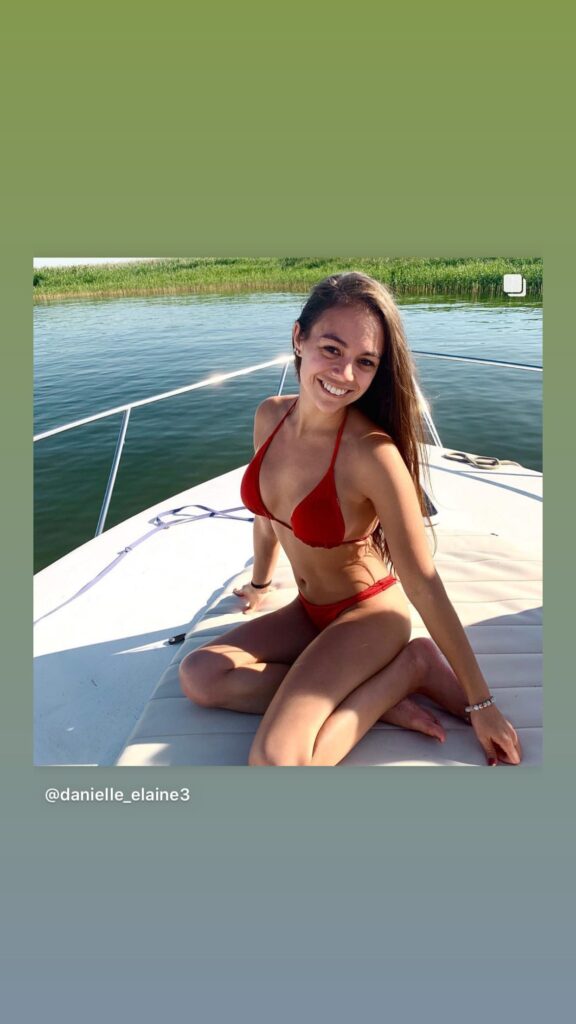 https://www.instagram.com/stories/highlights/17878996081737920/