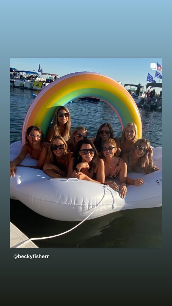 https://www.instagram.com/stories/highlights/17878996081737920/