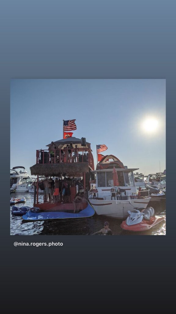 https://www.instagram.com/stories/highlights/17876228902768017/