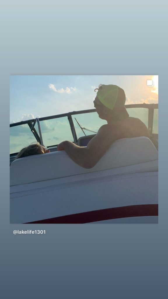 https://www.instagram.com/stories/highlights/17876228902768017/