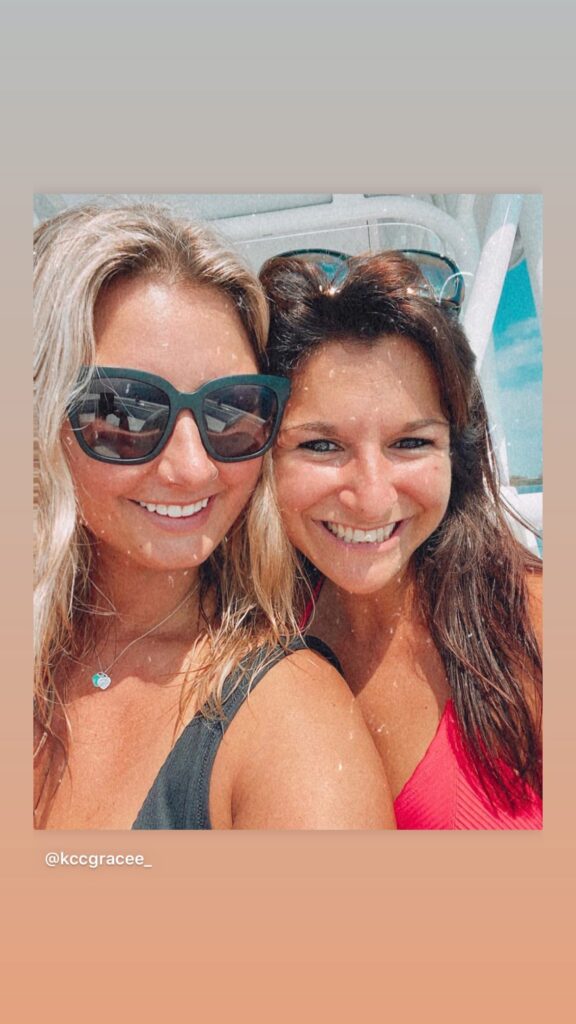 https://www.instagram.com/stories/highlights/17848280639234527/