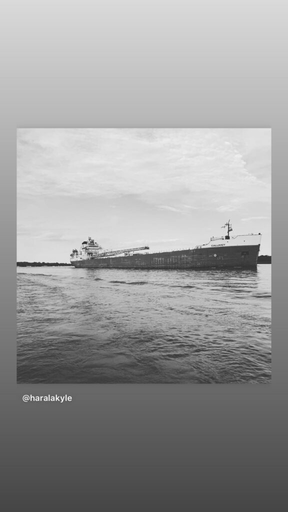 https://www.instagram.com/stories/highlights/18028023265272145/