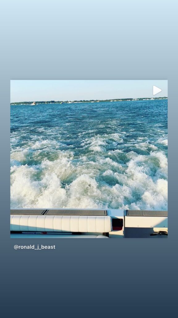 https://www.instagram.com/stories/highlights/17861040980009820/
