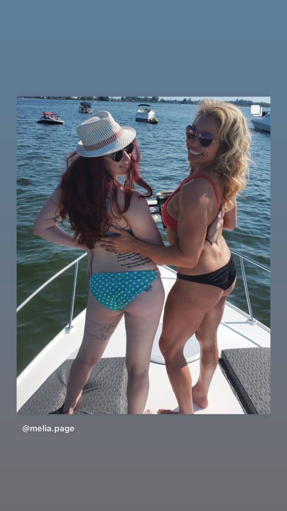 https://www.instagram.com/stories/highlights/18059870098243277/