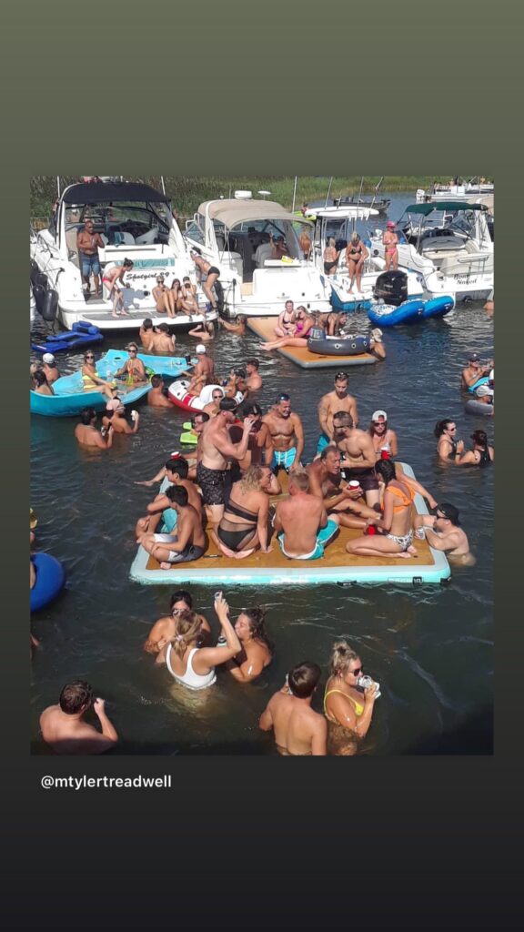 https://www.instagram.com/stories/highlights/17883011695724049/