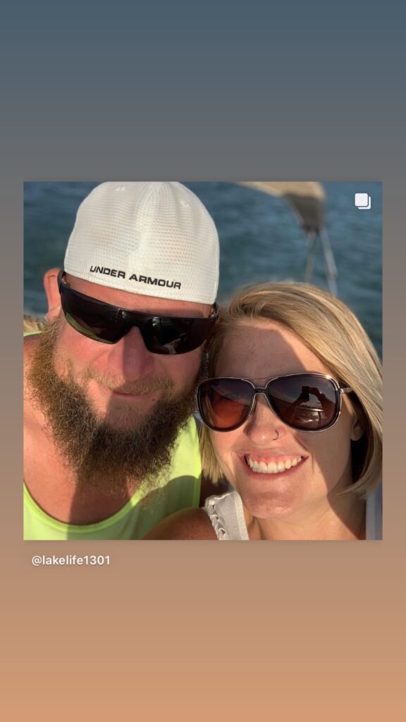 https://www.instagram.com/stories/highlights/17848280639234527/