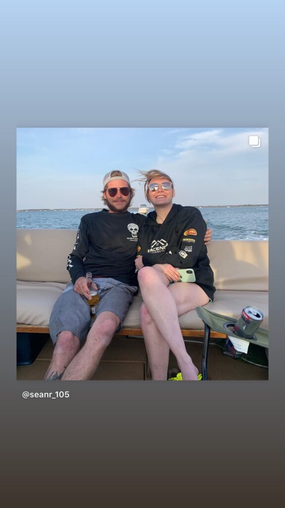 https://www.instagram.com/stories/highlights/17848280639234527/