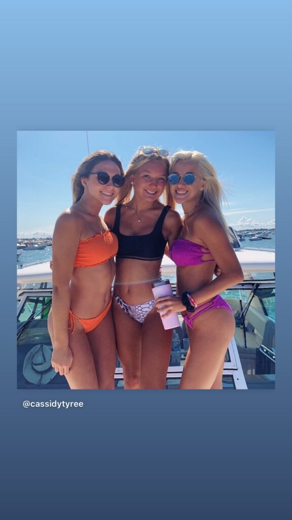 https://www.instagram.com/stories/highlights/17848280639234527/