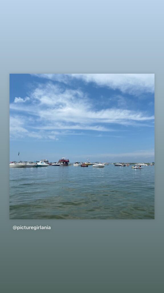 https://www.instagram.com/stories/highlights/17861040980009820/
