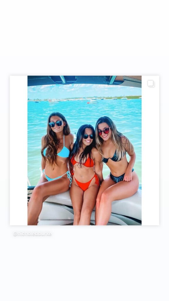 https://www.instagram.com/stories/highlights/17883011695724049/