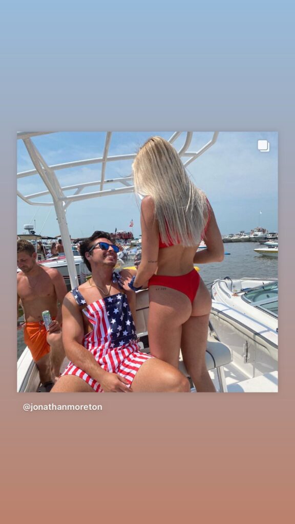 https://www.instagram.com/stories/highlights/17848280639234527/