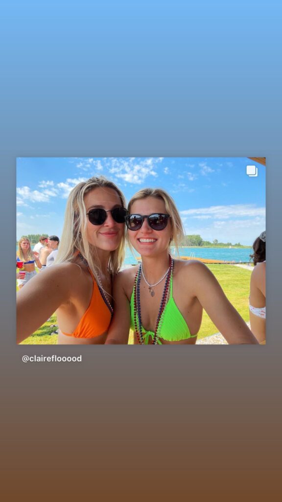 https://www.instagram.com/stories/highlights/18123008278215621/