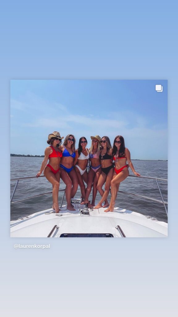 https://www.instagram.com/stories/highlights/17883011695724049/