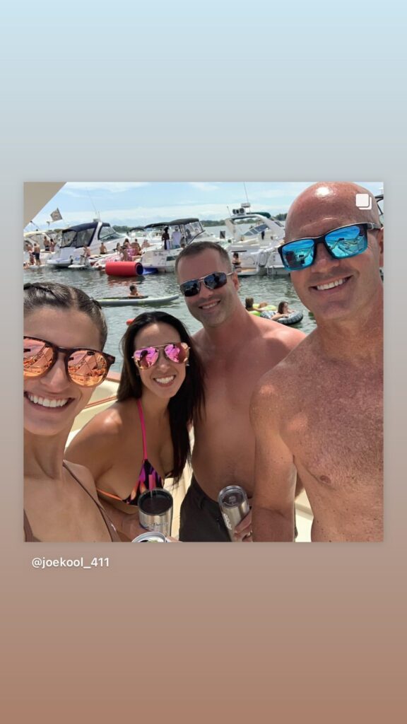 https://www.instagram.com/stories/highlights/18123008278215621/