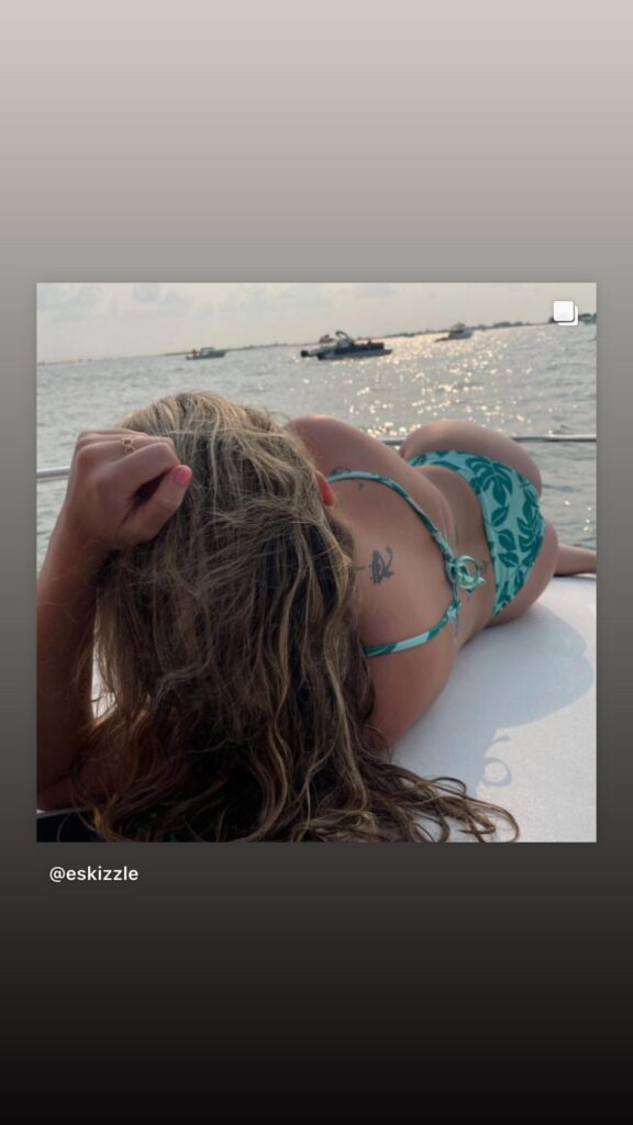 https://www.instagram.com/stories/highlights/17846605745623492/