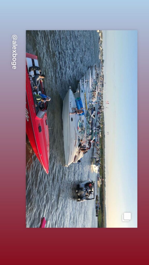 https://www.instagram.com/stories/highlights/17922291466813377/