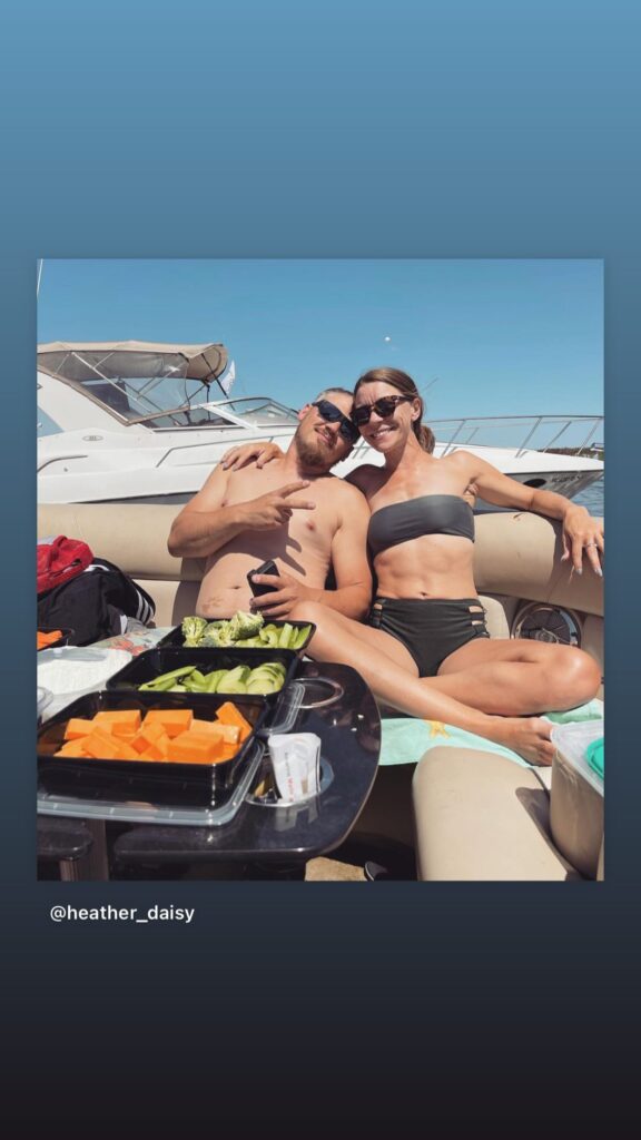 https://www.instagram.com/stories/highlights/17922291466813377/