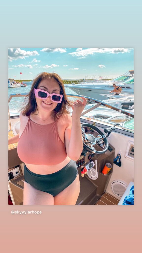 https://www.instagram.com/stories/highlights/17922291466813377/