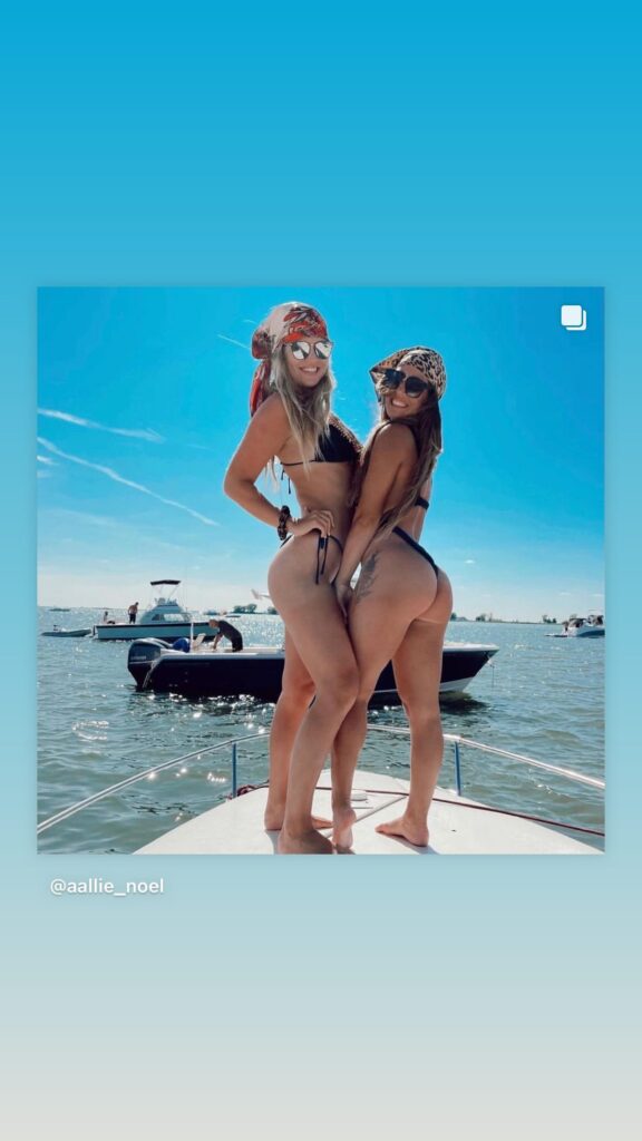 https://www.instagram.com/stories/highlights/17922291466813377/