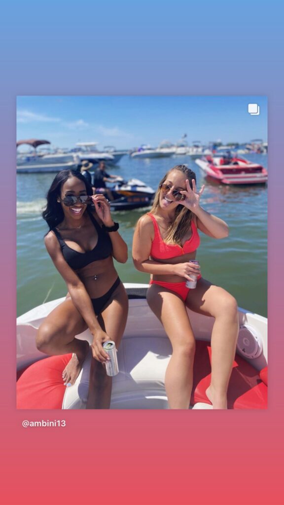https://www.instagram.com/stories/highlights/17922291466813377/