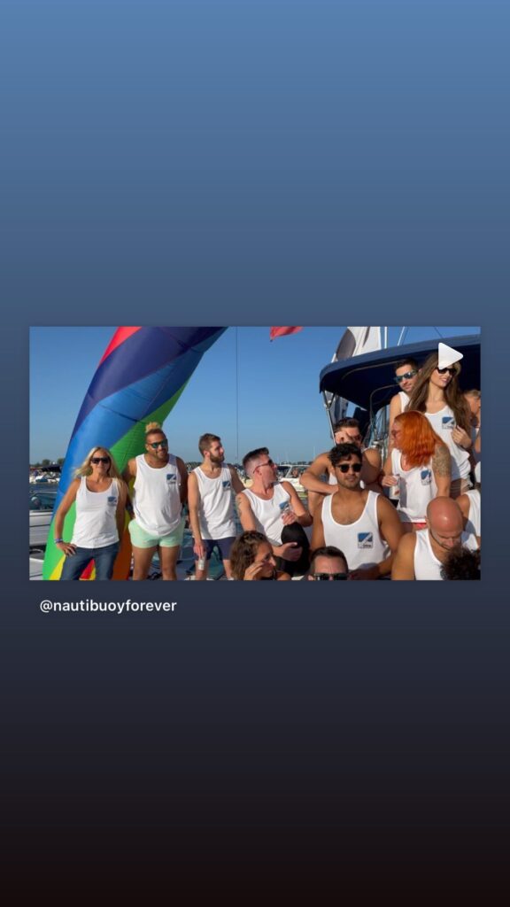 https://www.instagram.com/stories/highlights/17943576637513445/