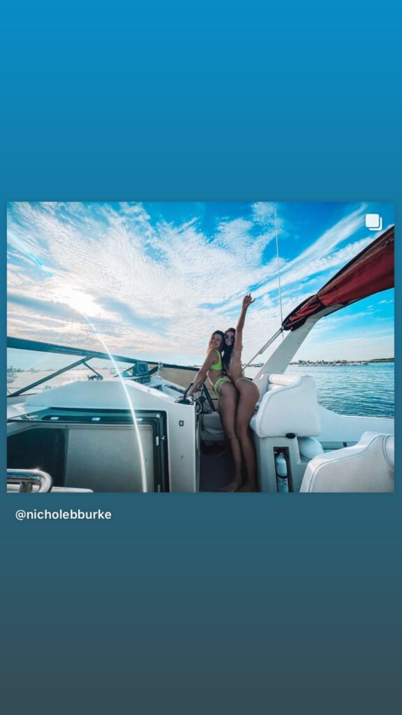 https://www.instagram.com/stories/highlights/17948043643854028/