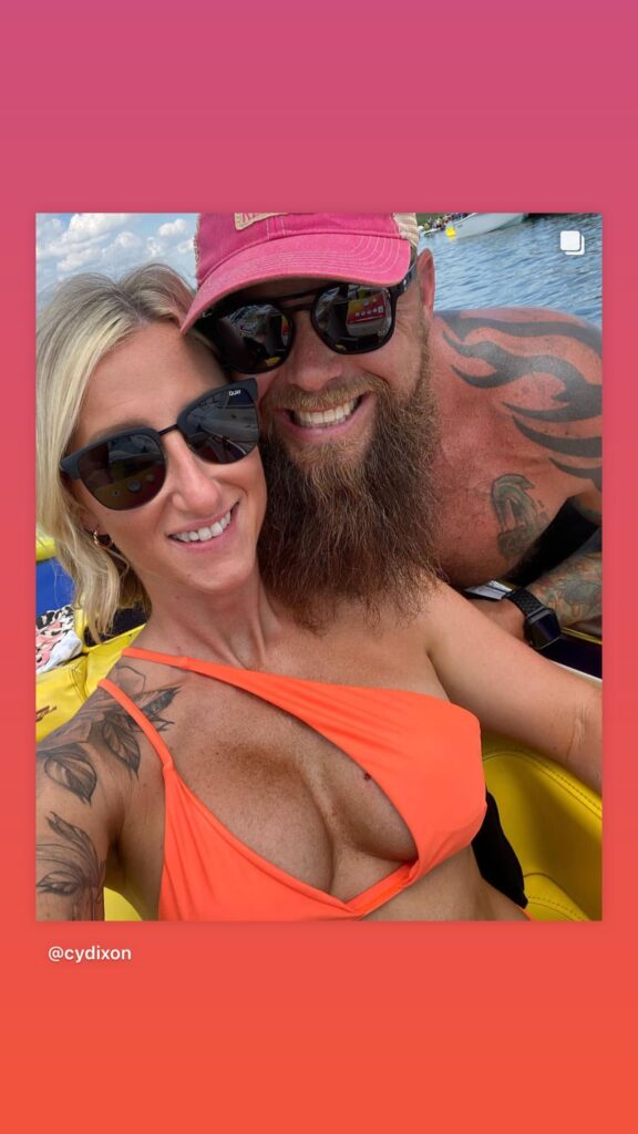 https://www.instagram.com/stories/highlights/17948043643854028/