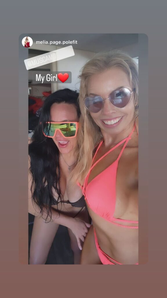 https://www.instagram.com/stories/highlights/17967370627708144/