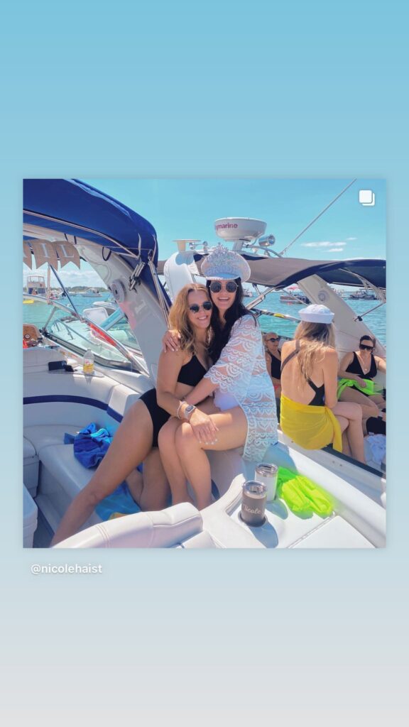 https://www.instagram.com/stories/highlights/17967370627708144/