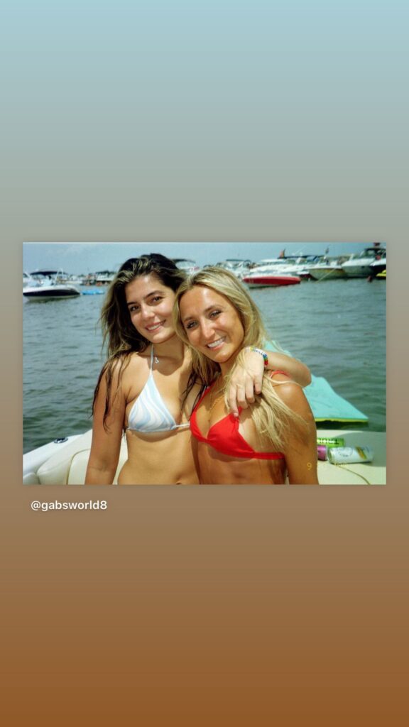 https://www.instagram.com/stories/highlights/17988678748485652/