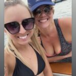 https://www.instagram.com/stories/highlights/17936448620185645/