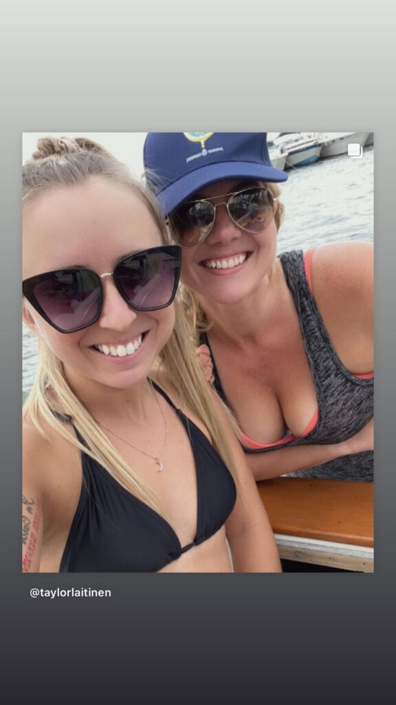 https://www.instagram.com/stories/highlights/17936448620185645/